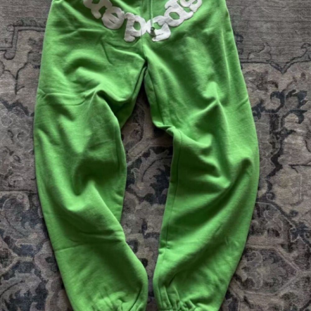 Green sp5der sweatpants